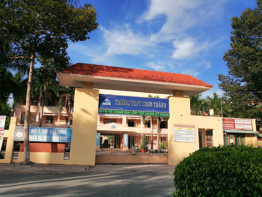 Trường THPT Chơn Thành