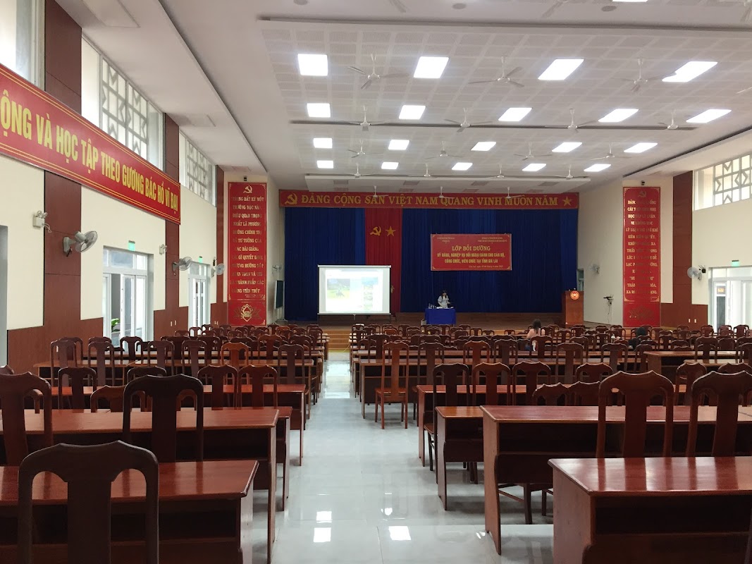 Trường chính trị tỉnh Gia Lai.