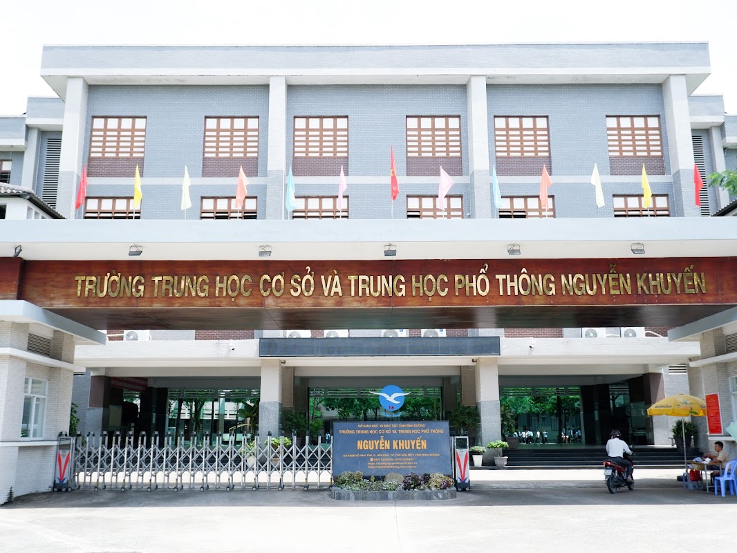 Trường THCS và THPT Nguyễn Khuyến Bình Dương