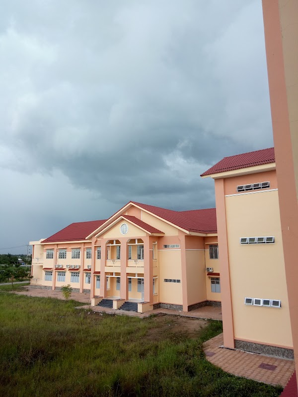 Trường trung cấp kinh tế kỹ thuật Hậu Giang