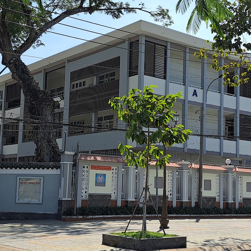 Trường THCS Thành phố Bến Tre