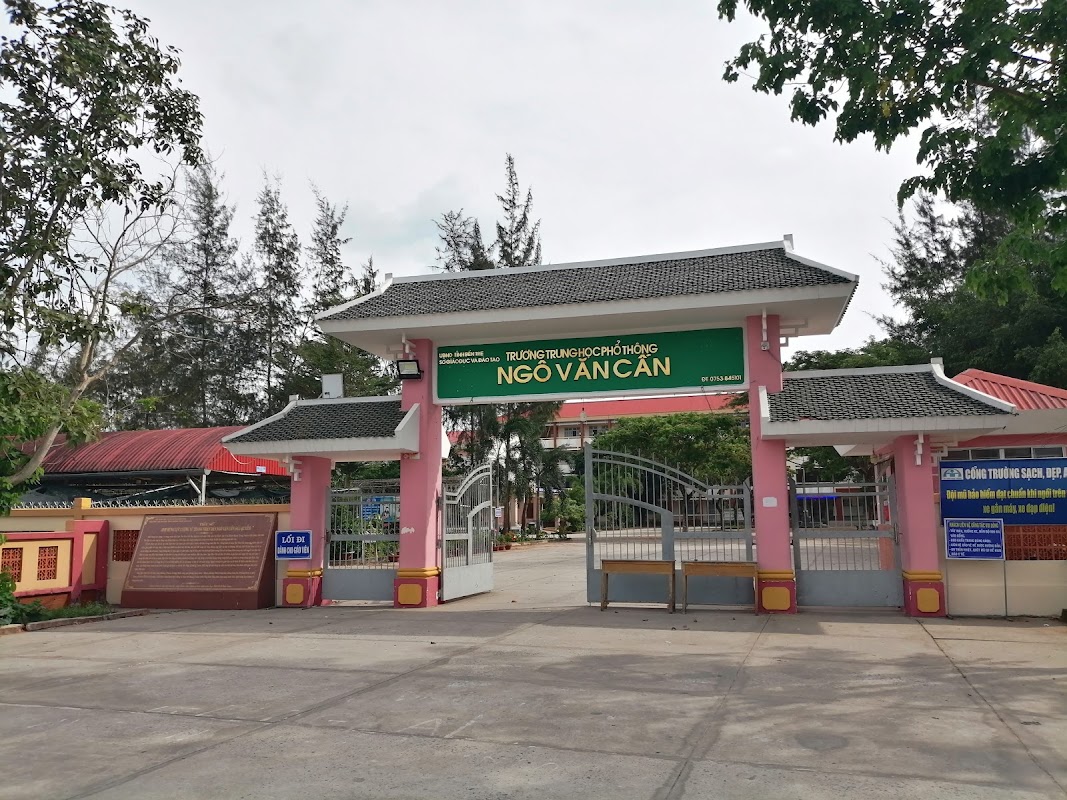 Trường THPT Ngô Văn Cấn