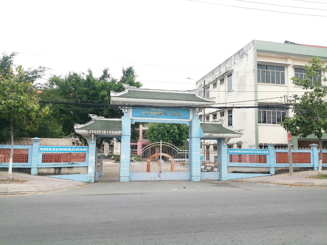 Trường THPT Võ Trường Toản