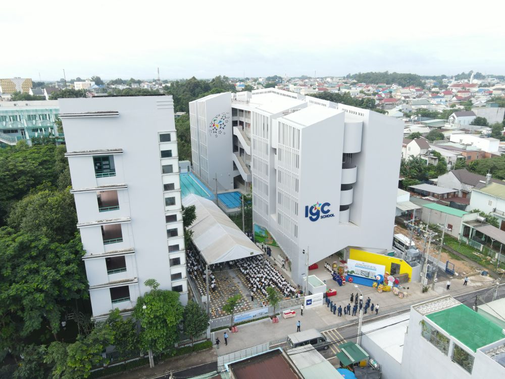 Trường TH – THCS – THPT Trịnh Hoài Đức