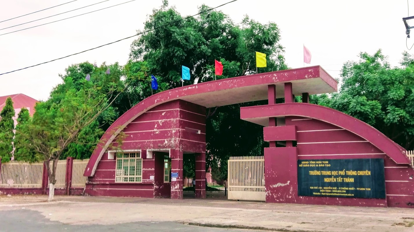 Trường THPT Chuyên Nguyễn Tất Thành