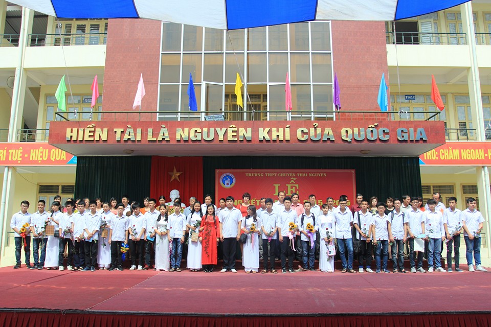 Trường THPT chuyên Thái Nguyên