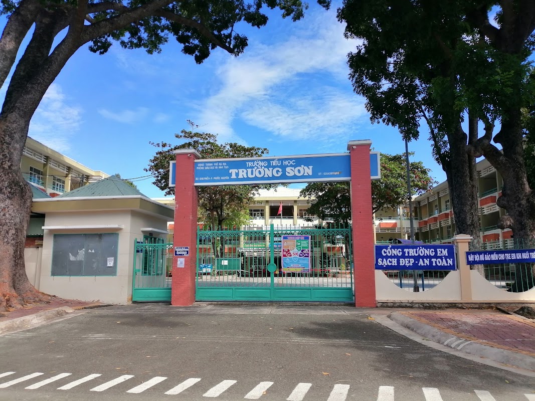 Trường Tiểu học Trường Sơn