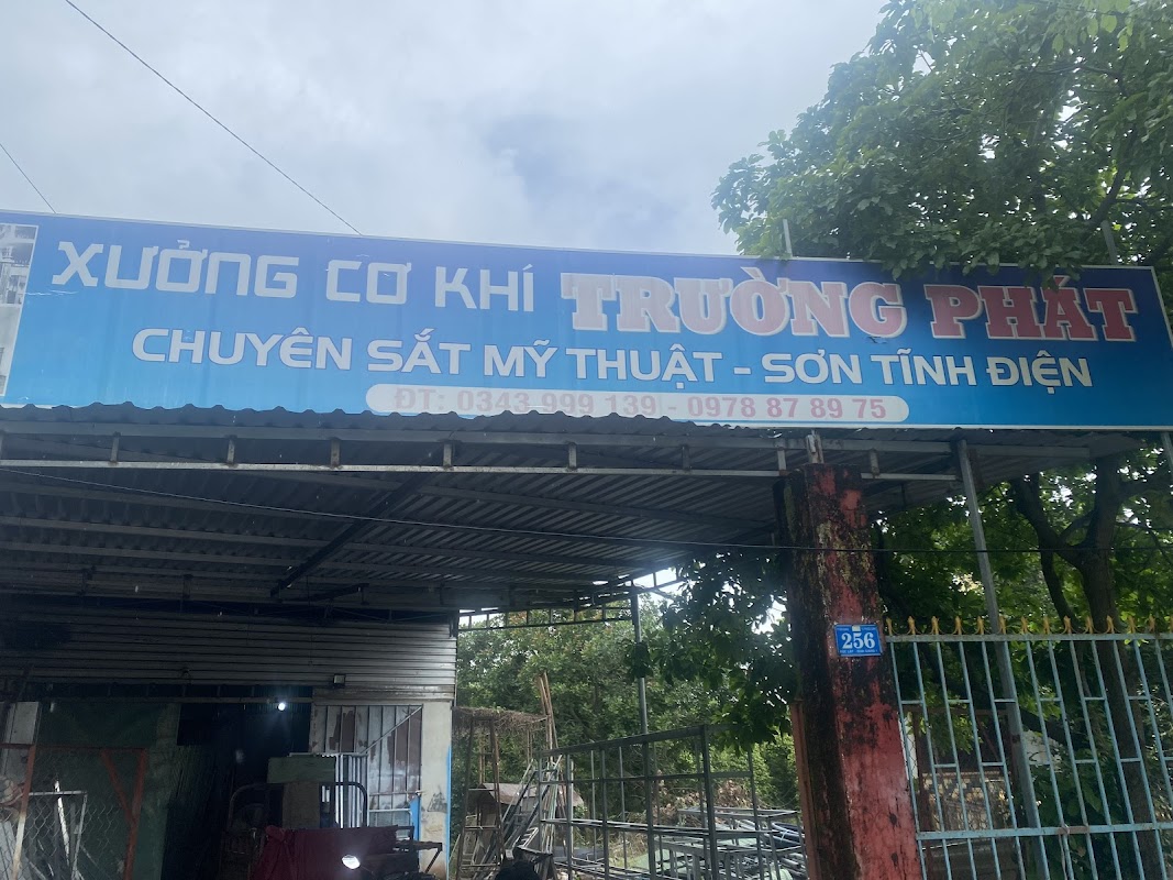Xưởng Cơ Khí Sắt Mỹ Nghệ – Sơn Tĩnh Điện Trường Phát