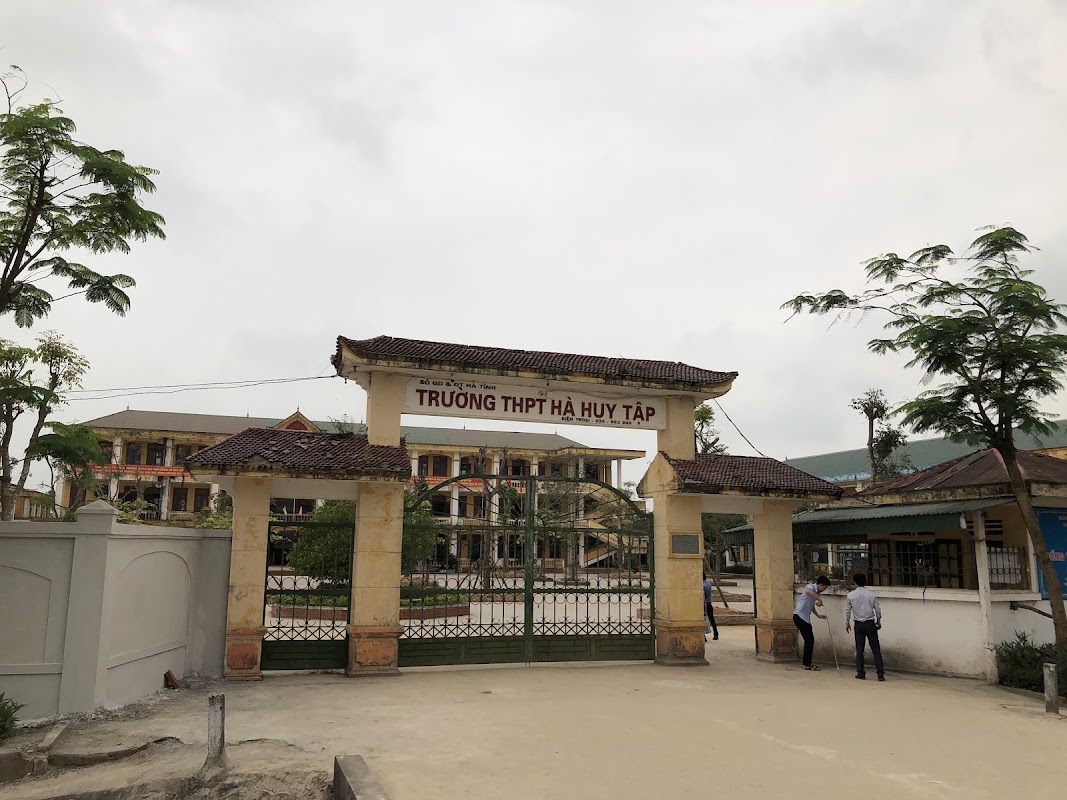 Trường THPT Hà Huy Tập – Hà Tĩnh