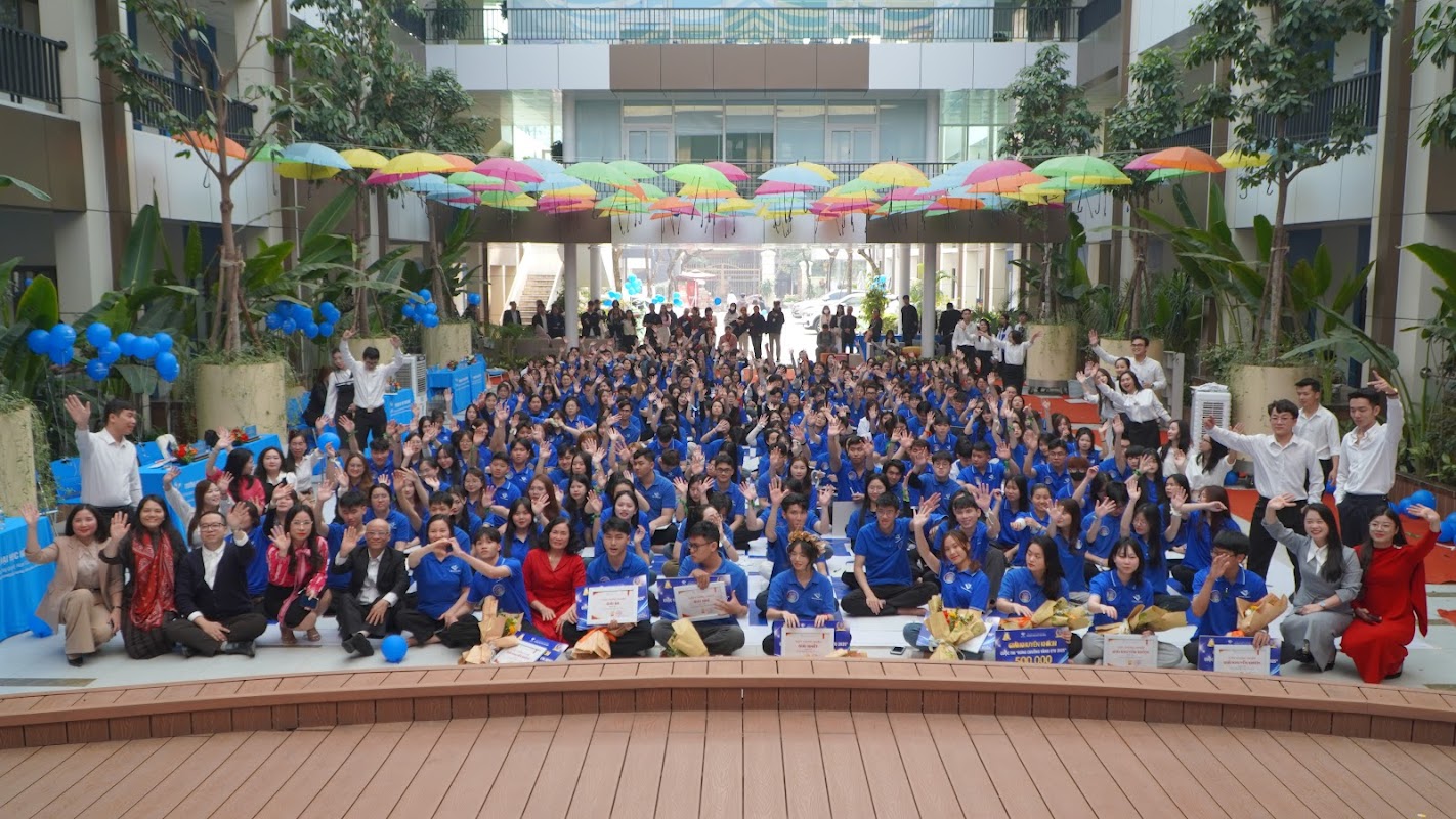 Trường Đại Học Hòa Bình