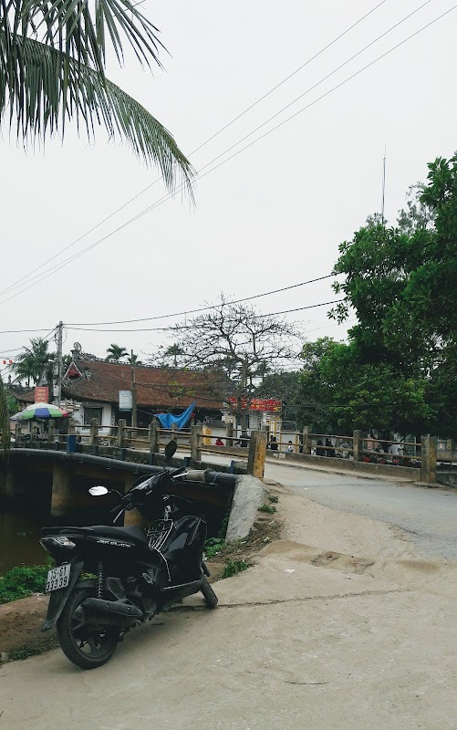 Trường THPT Cộng Hiền