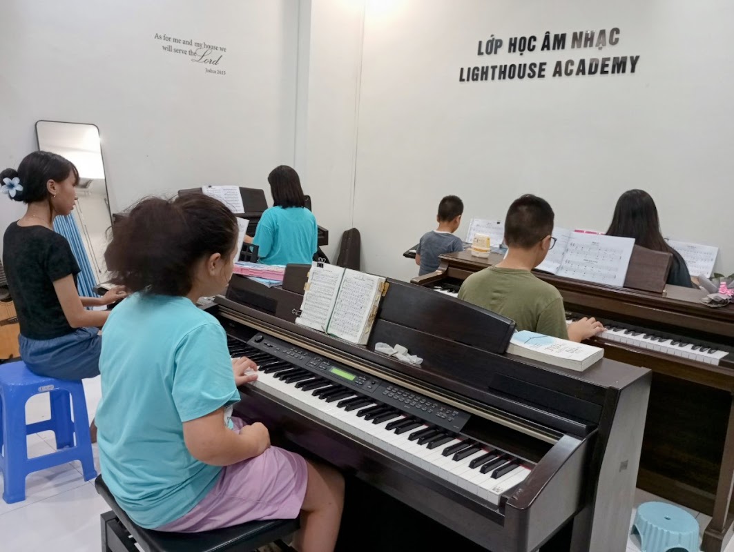 Học Piano – Thanh Nhạc – Organ Đà Nẵng (Lớp học Âm Nhạc LIGHTHOUSE ACADEMY)