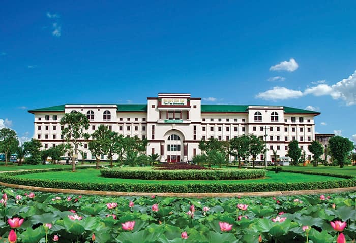 Trường THPT Năng Khiếu Đại Học Tân Tạo