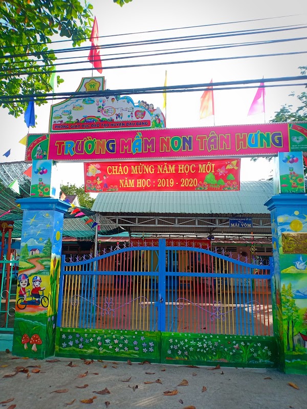 Trường Tiểu Học Tân Hưng