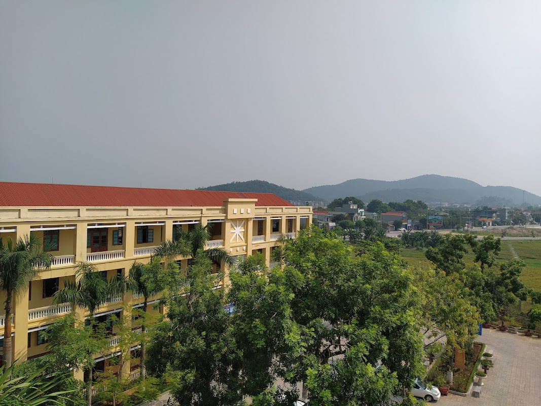 Trường THPT Đông Sơn 1