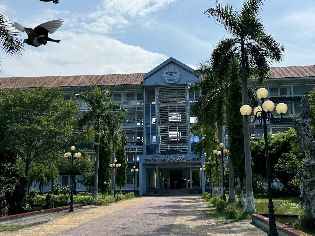 Trường Đại học Quảng Nam