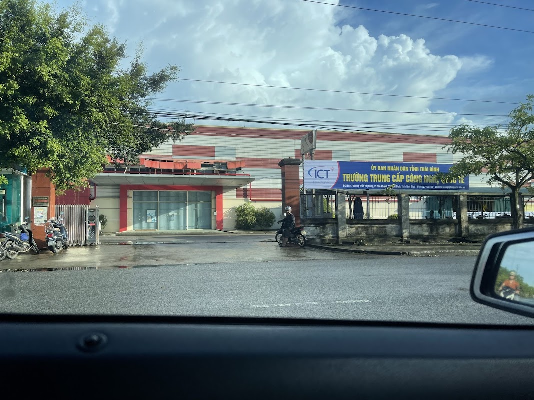 Trường Trung Cấp Công Nghệ Quốc Tế