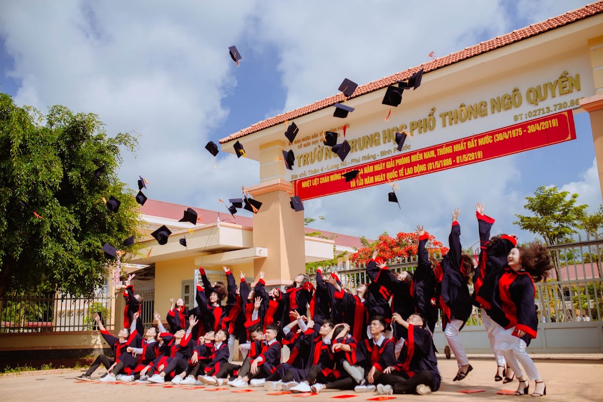 Trường THPT Ngô Quyền