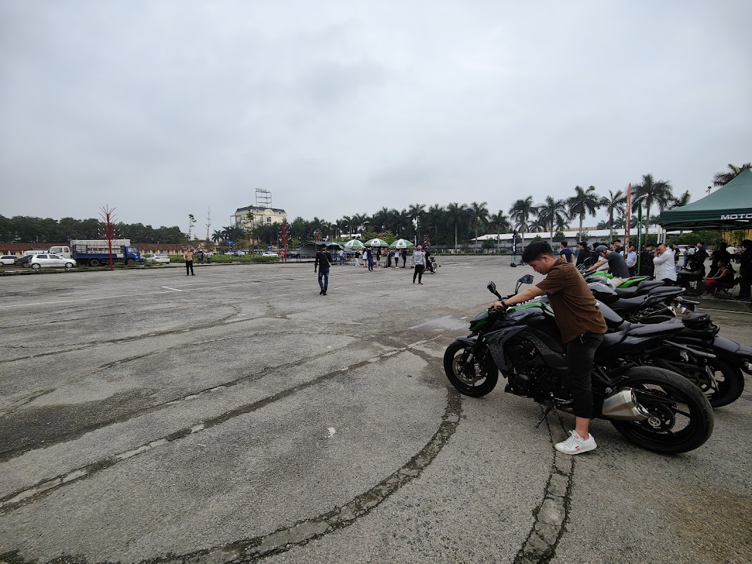 Trường Trung cấp nghề Châu Hưng