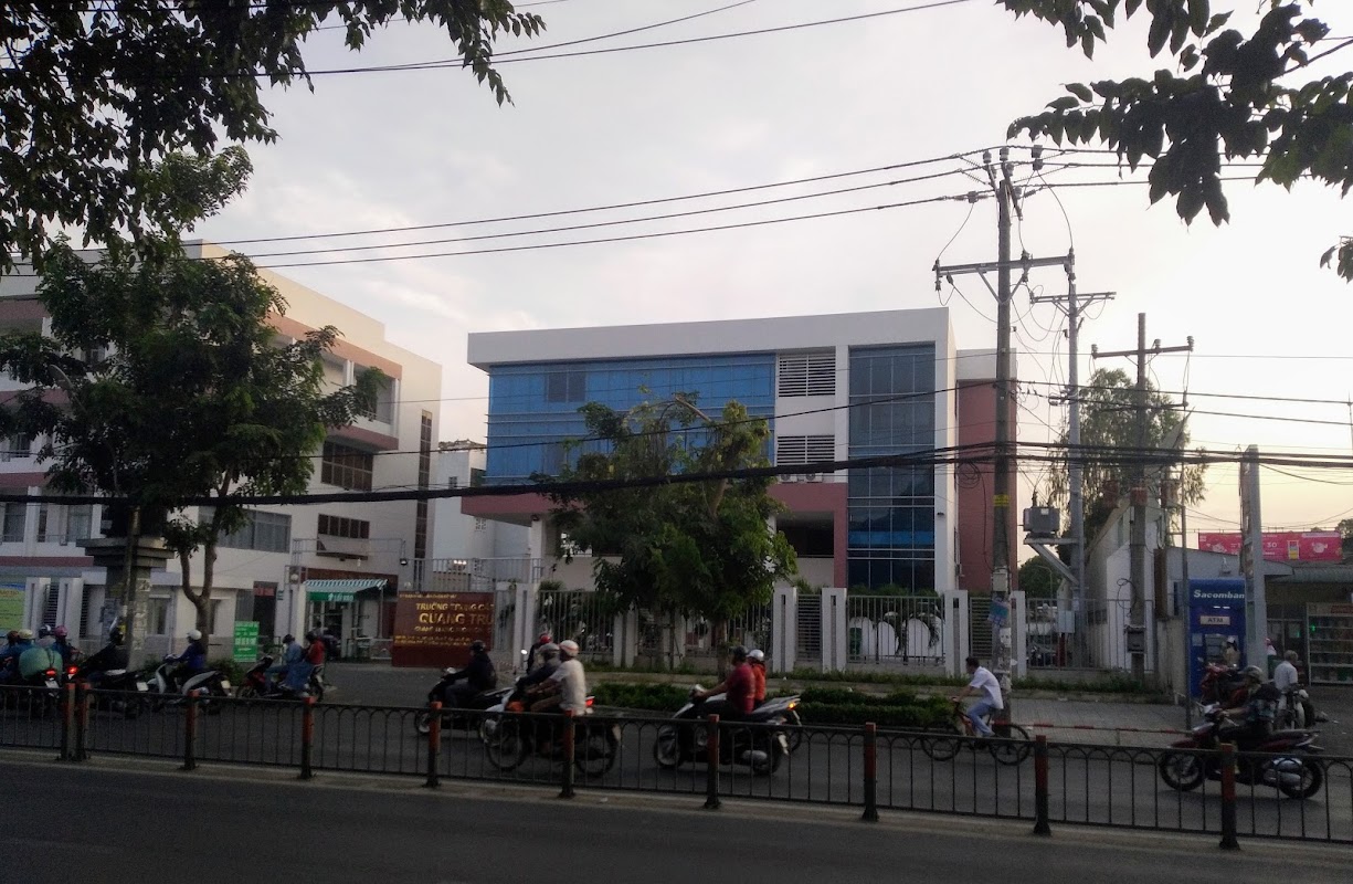 Trường Trung cấp Nghề Quang Trung