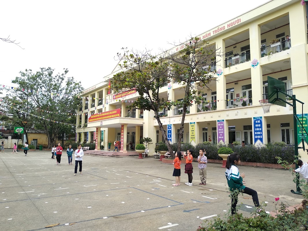 Trường Tiểu học Võ Thị Sáu