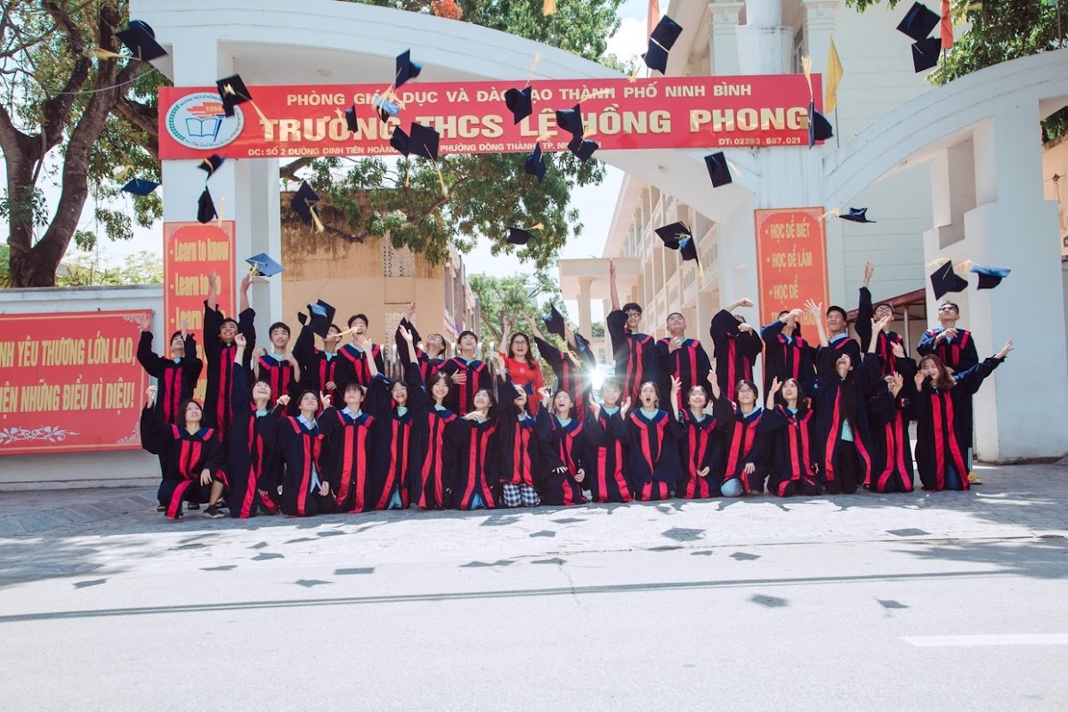 Trường THCS LÊ HỒNG PHONG