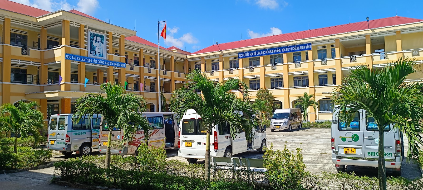 Trường THPT Dân tộc nội trú Đông Gia Lai