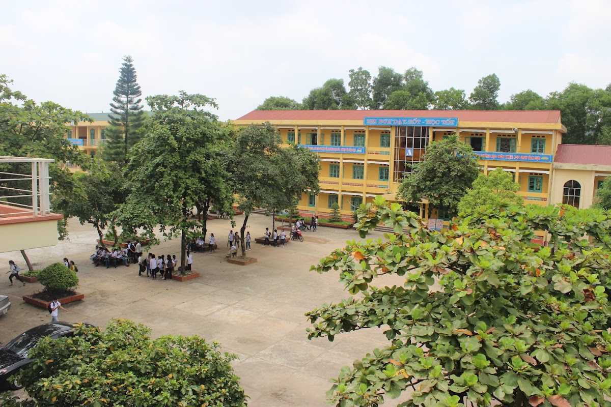 Trường THPT Khánh Hòa