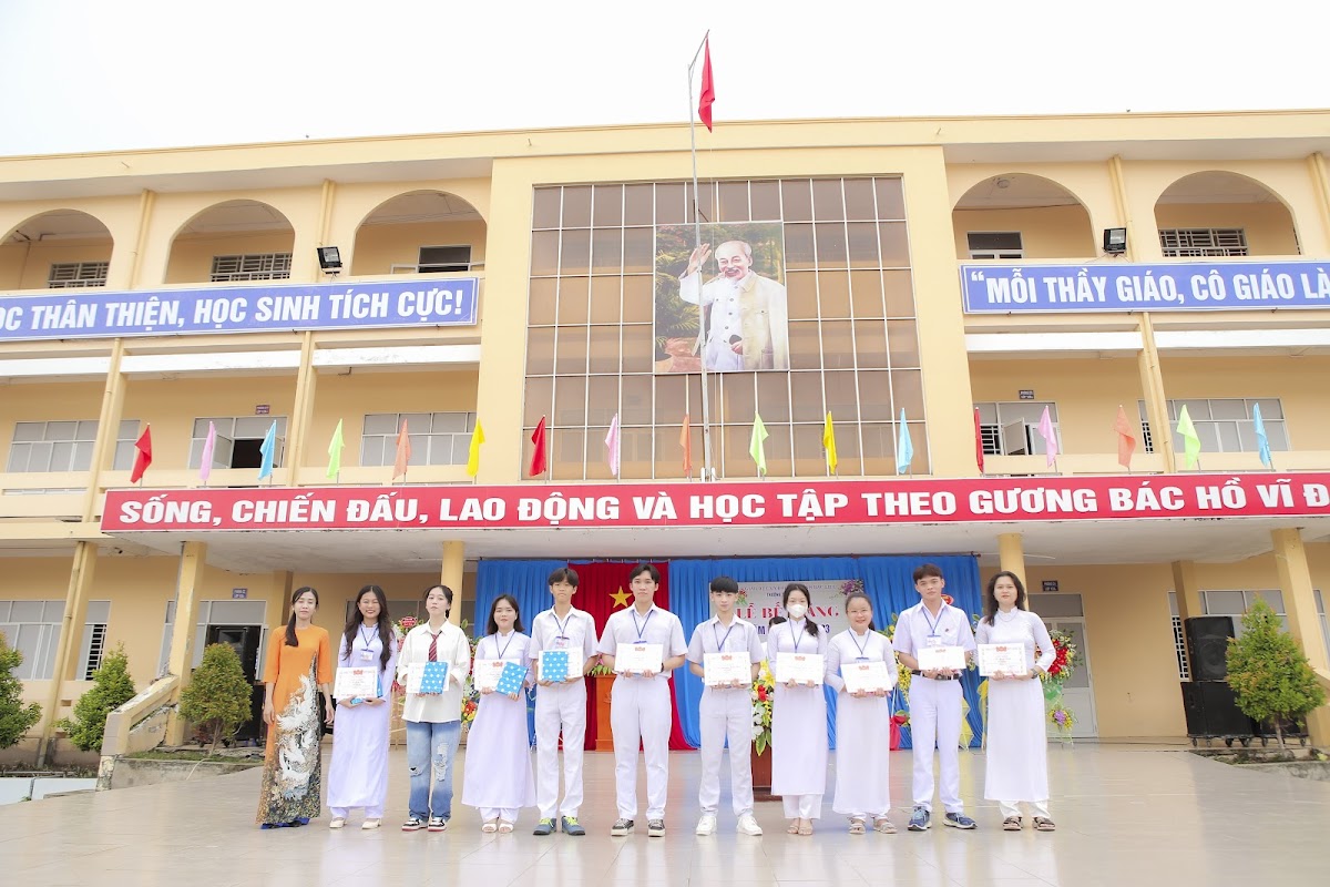 Trường THPT Bạc Liêu