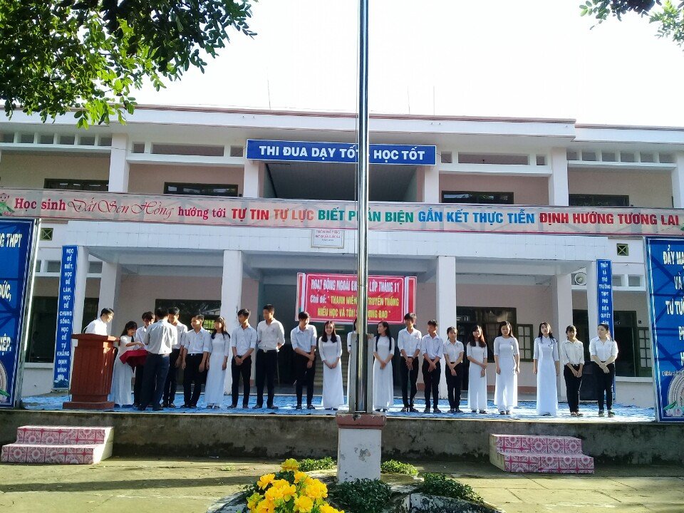 Trường Trung Học Phổ Thông Phú Điền