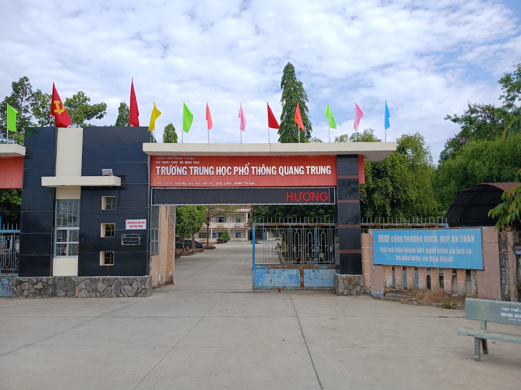 Trường THPT Quang Trung