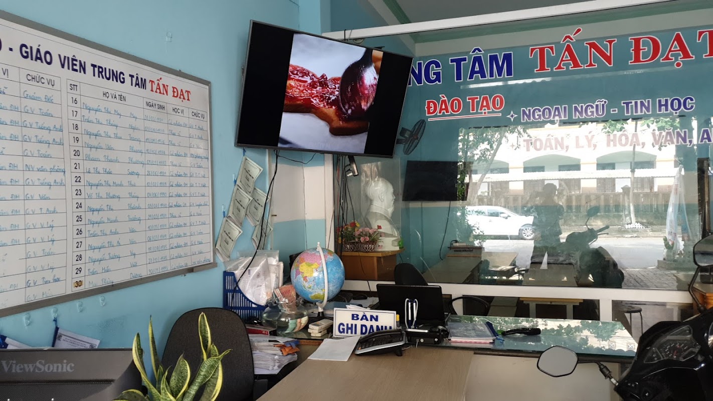 Trung Tâm Ngoại Ngữ Tin Học Tấn Đạt