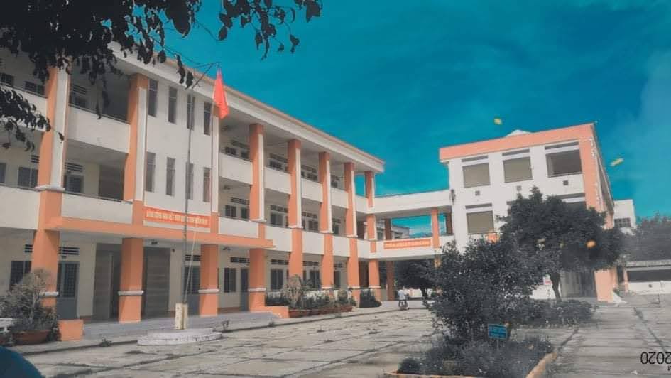 Trường THPT Châu Thành