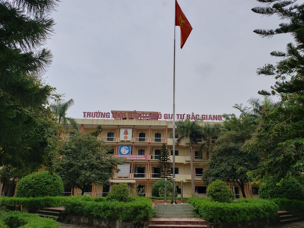 Trường CĐ sư phạm Ngô Gia Tự