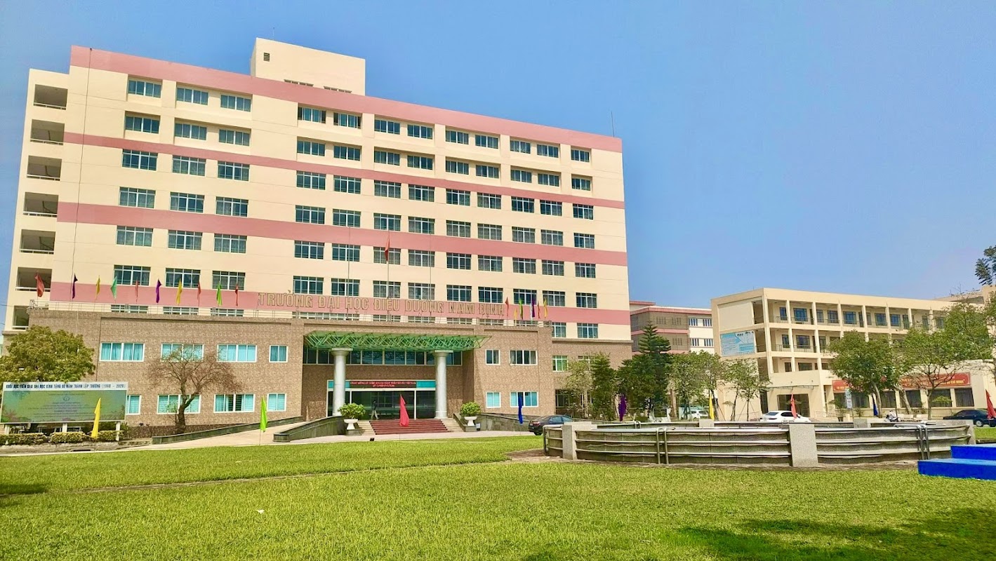Trường Đại học Điều dưỡng Nam Định
