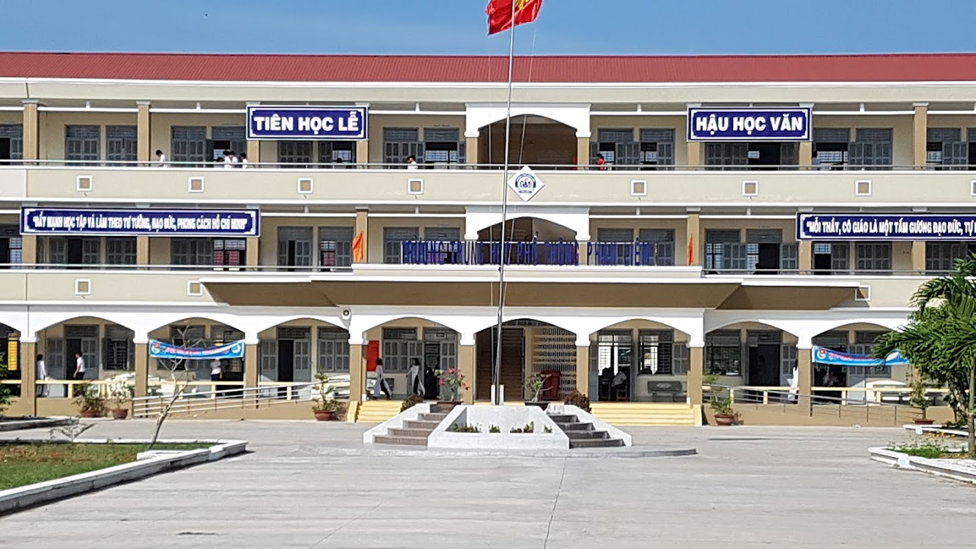 Trường THPT Phan Liêm