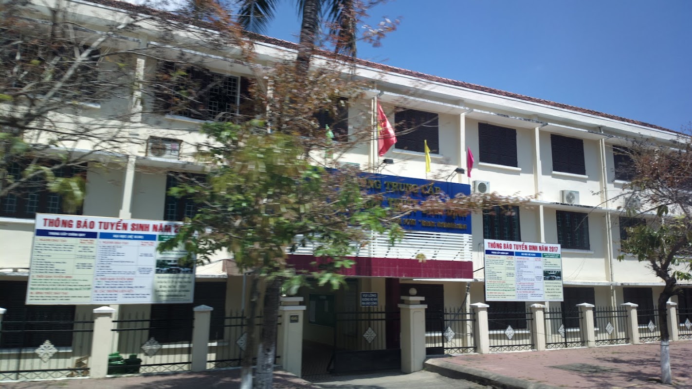 Trường Trung Cấp Văn Hóa Nghệ Thuật Bình Định