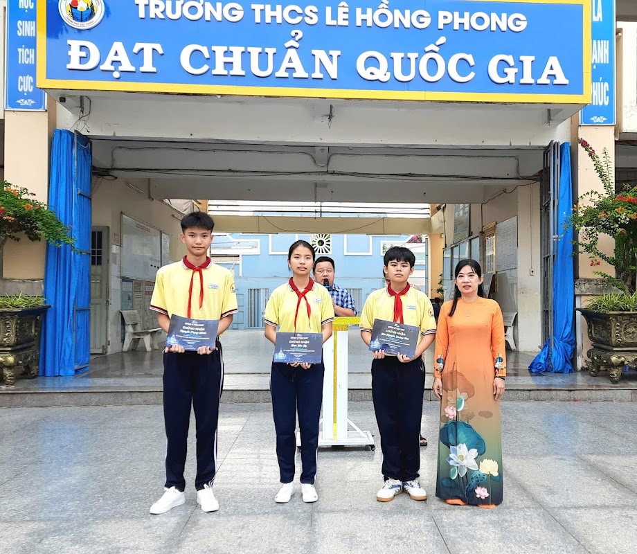 Trường THCS Lê Hồng Phong