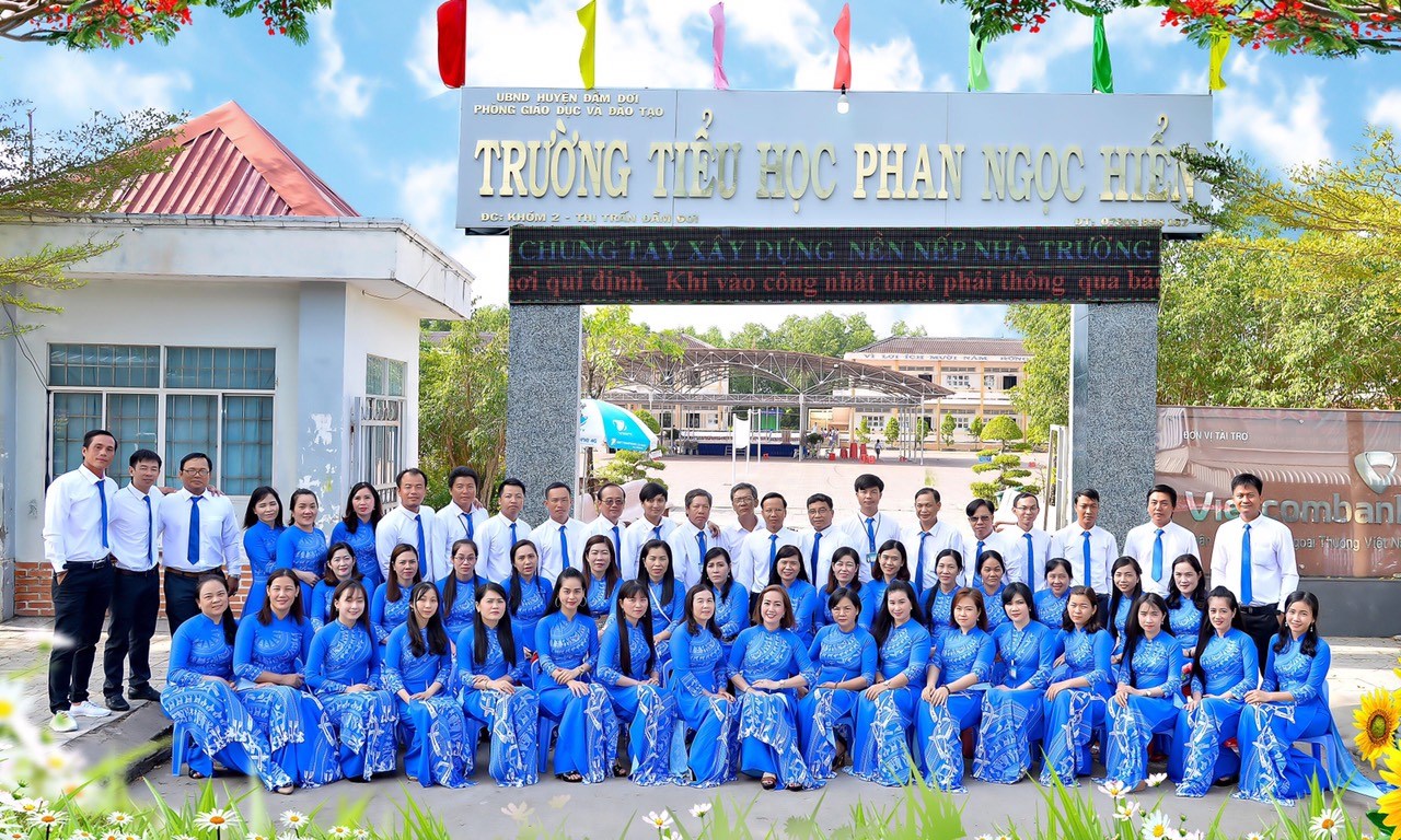 Trường tiểu học Phan Ngọc Hiển huyện Đầm Dơi tỉnh Cà Mau