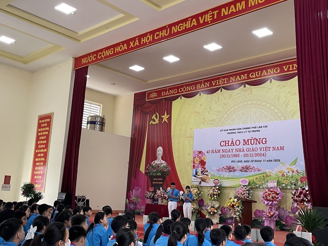 Trường THCS Lý Tự Trọng