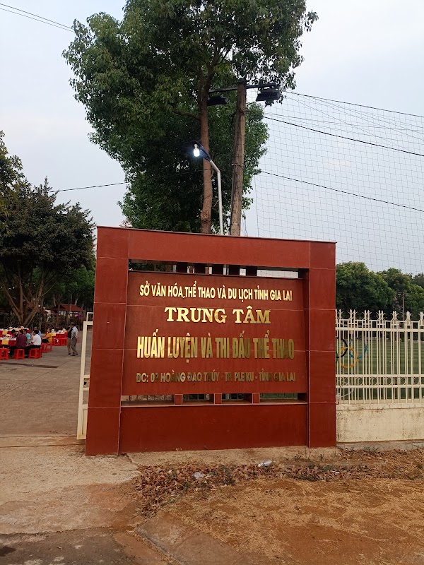 TRUNG TÂM HUẤN LUYỆN VÀ THI ĐẤU THỂ THAO