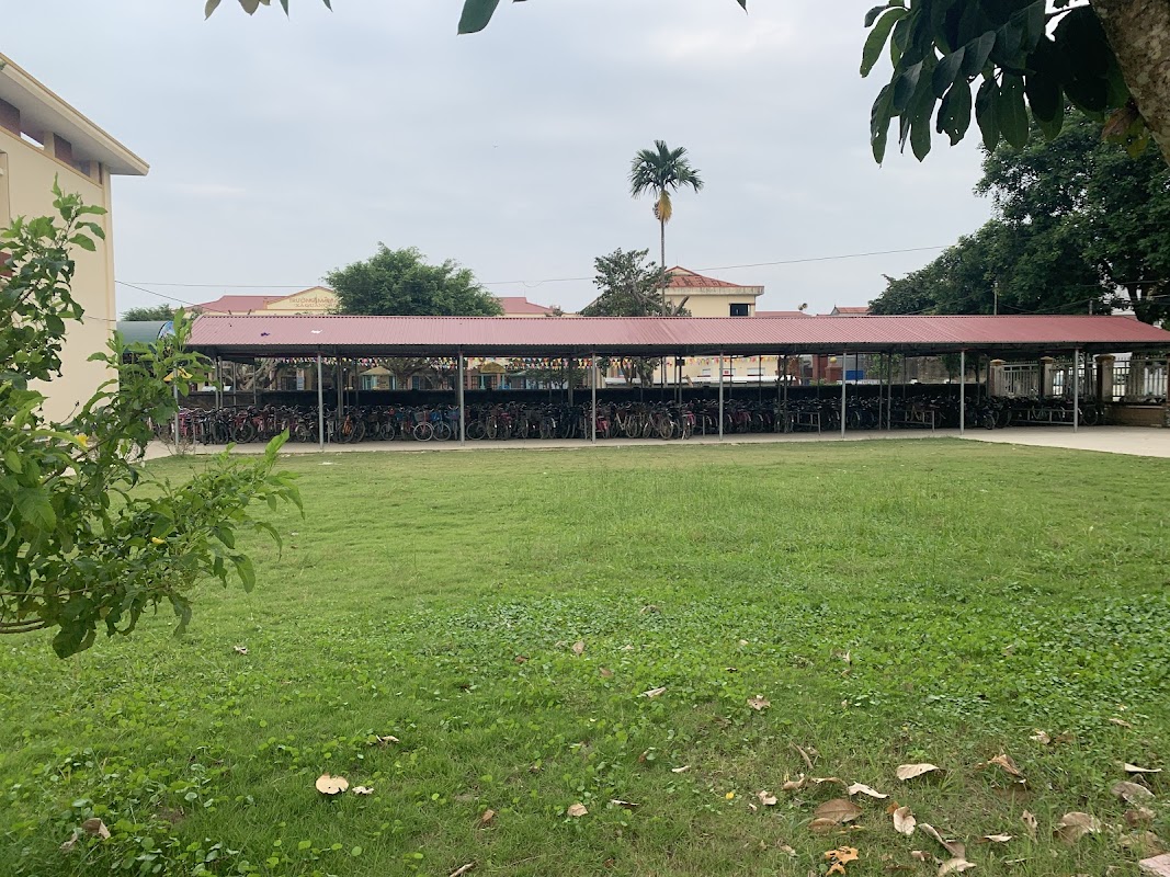 Trường THCS Xã Quảng Bình