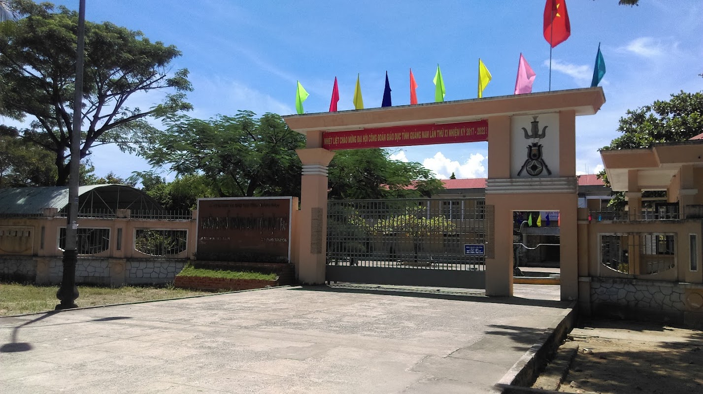 Trường PTDTNT Quảng Nam