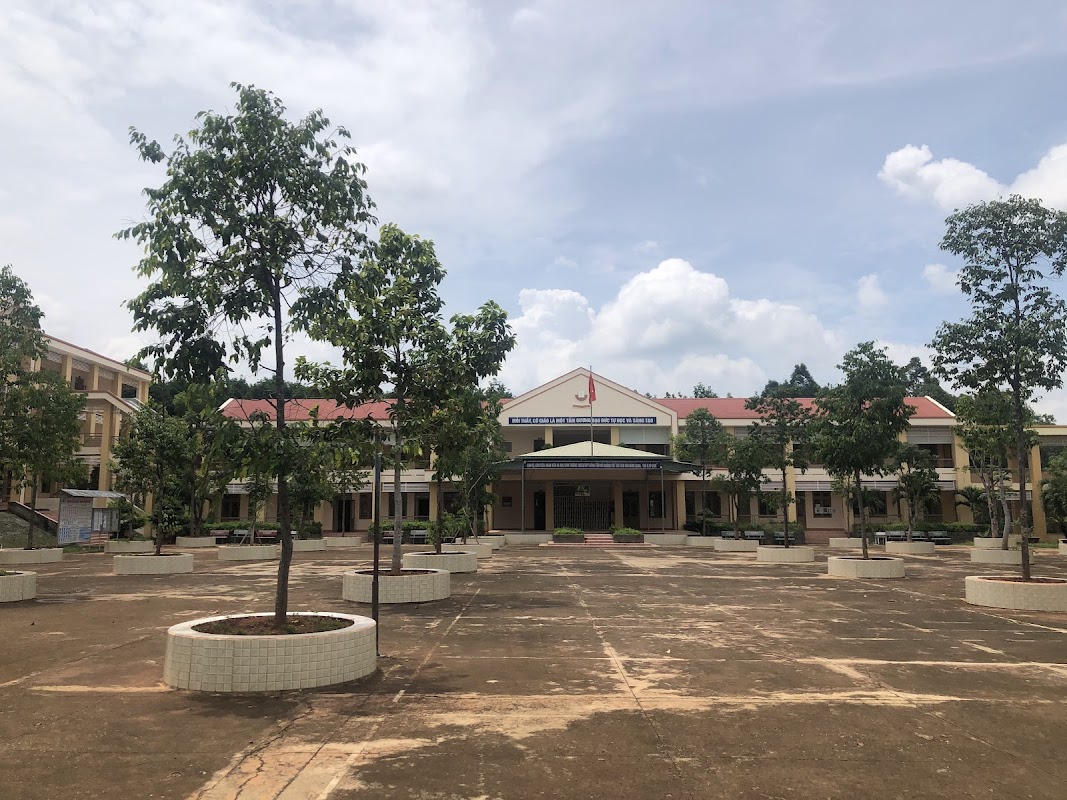 Trường THCS & THPT Đồng Tiến