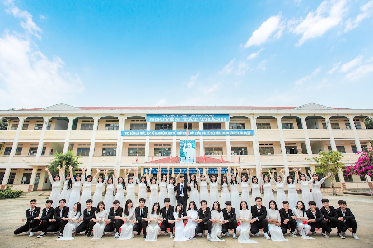 Trường THPT Nguyễn Tất Thành