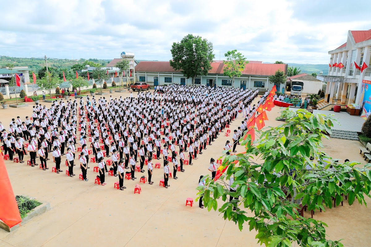 Trường THCS Lý Thường Kiệt