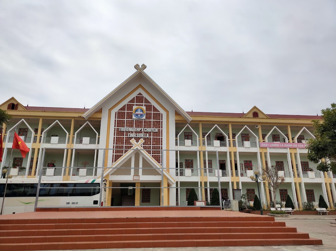 Trường THPT Chuyên tỉnh Sơn La