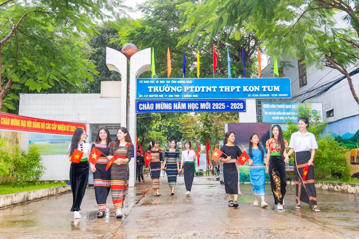 Trường Dân tộc nội trú tỉnh Kon Tum