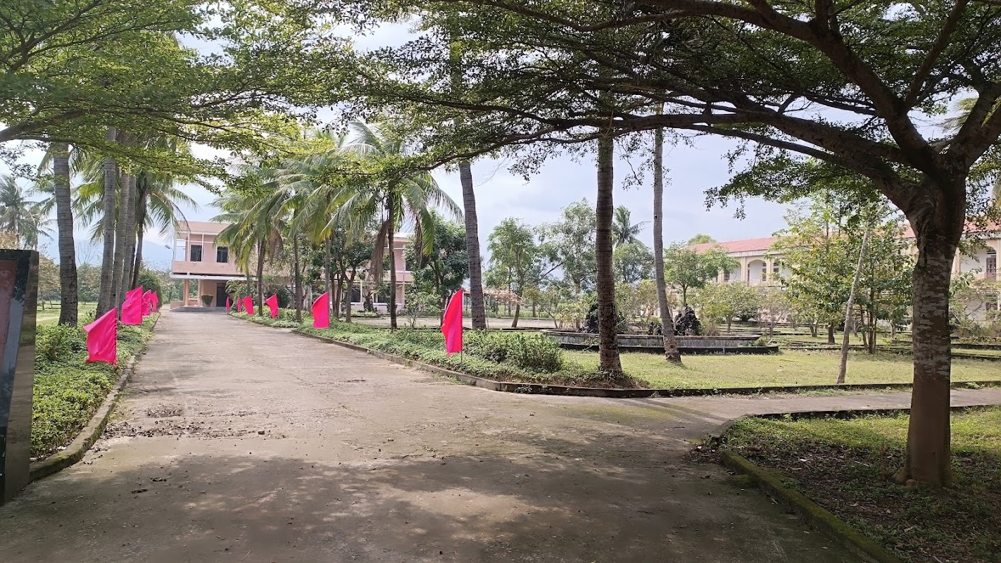 Trường Trung cấp nghề Nam Quảng Nam