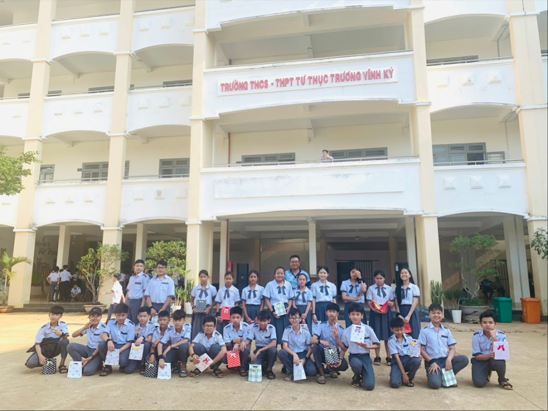 Trường THCS – THPT Tư Thục TRƯƠNG VĨNH KÝ